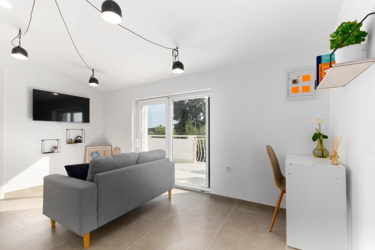 Apartment Eros Šišan 외부 사진