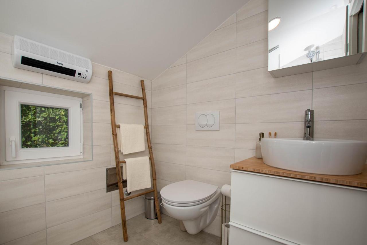 Apartment Eros Šišan 외부 사진